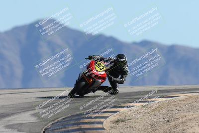 media/Dec-07-2025-CVMA (Sun) [[3e7d2de5dc]]/Race 5-Formula UL-CVMA Hooligans-American Thunder/